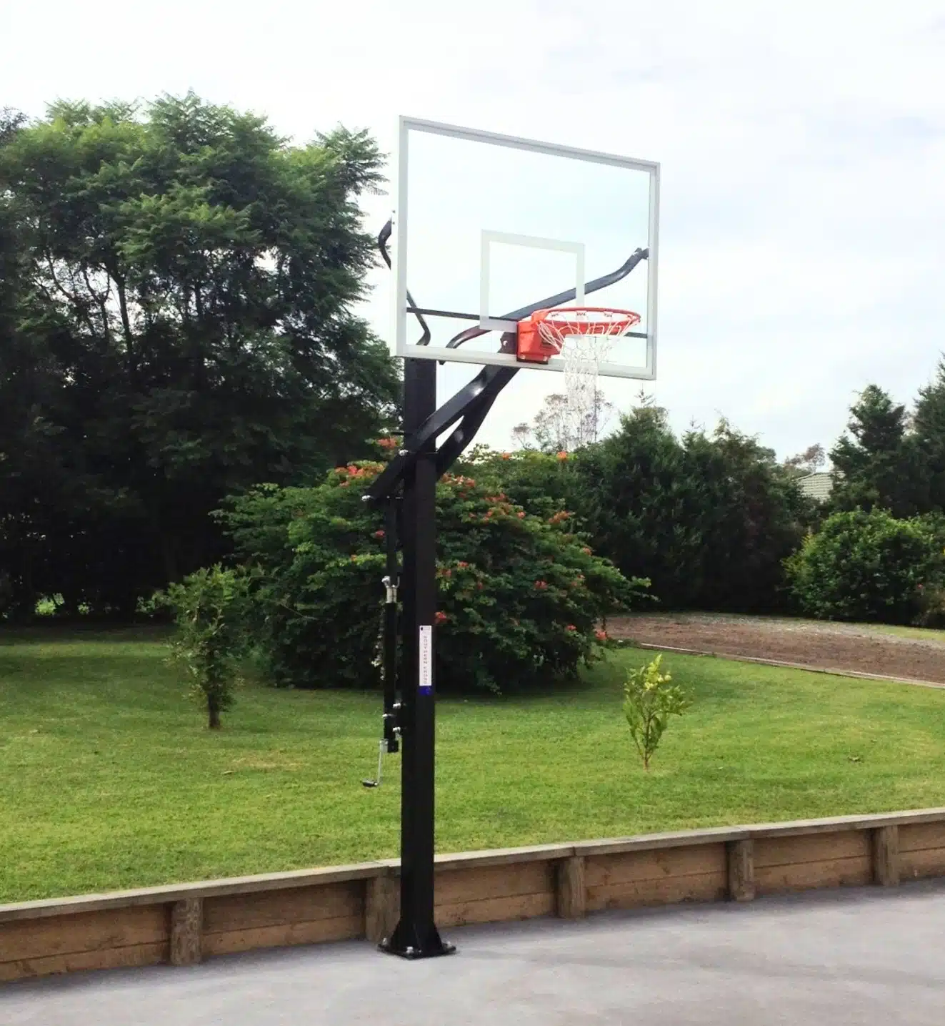 Ultra Basketball